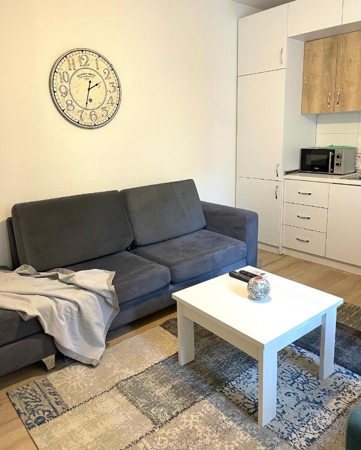 Apartment In The New Bazaar Of Tirana - Hana Blu Eksteriør billede